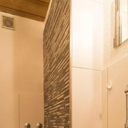 Bach Gotthard Apartment